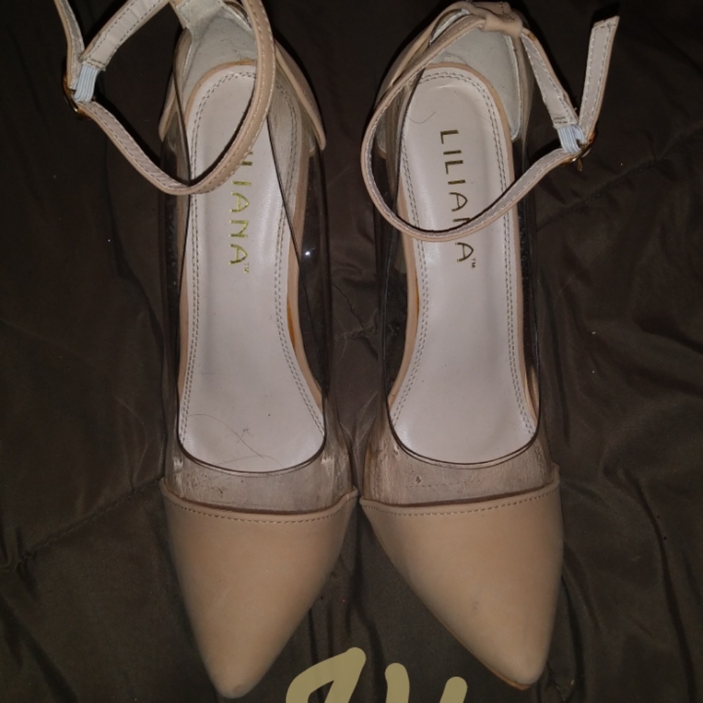 High heels - Picture 3 of 7